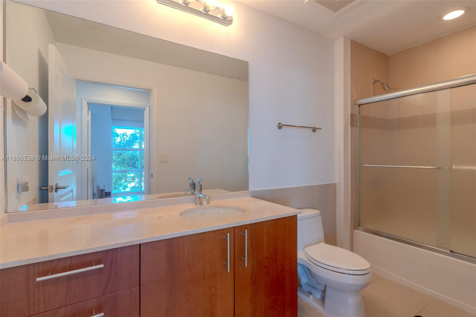 OCEAN MARINE YACHT CLUB C - Residential