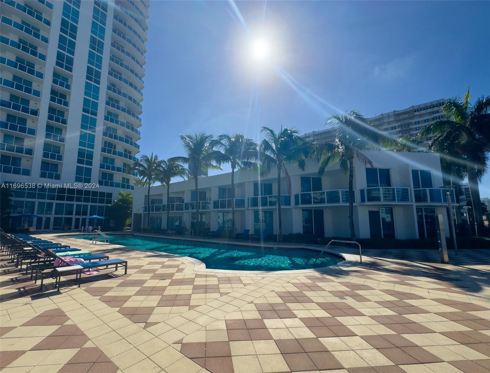 OCEAN MARINE YACHT CLUB C - Residential