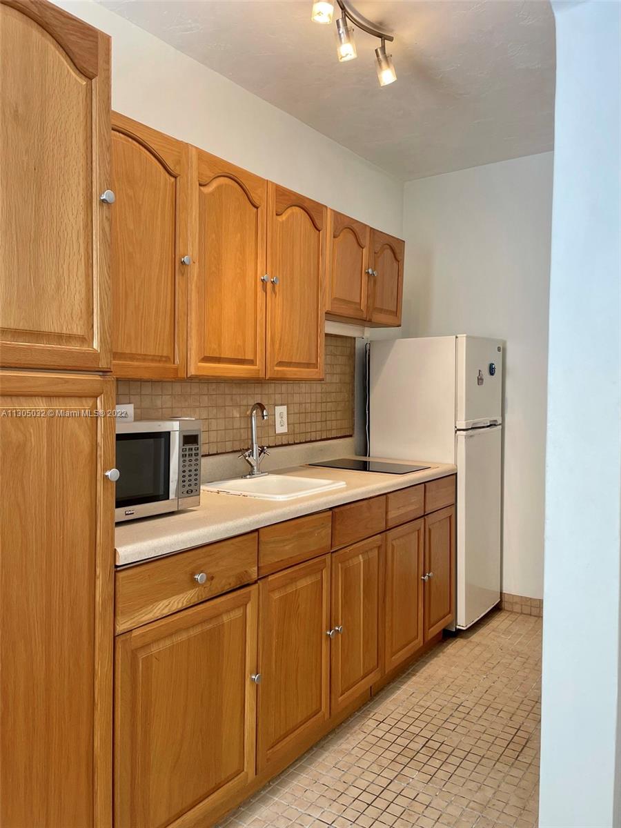 SEVILLA CONDO - Residential