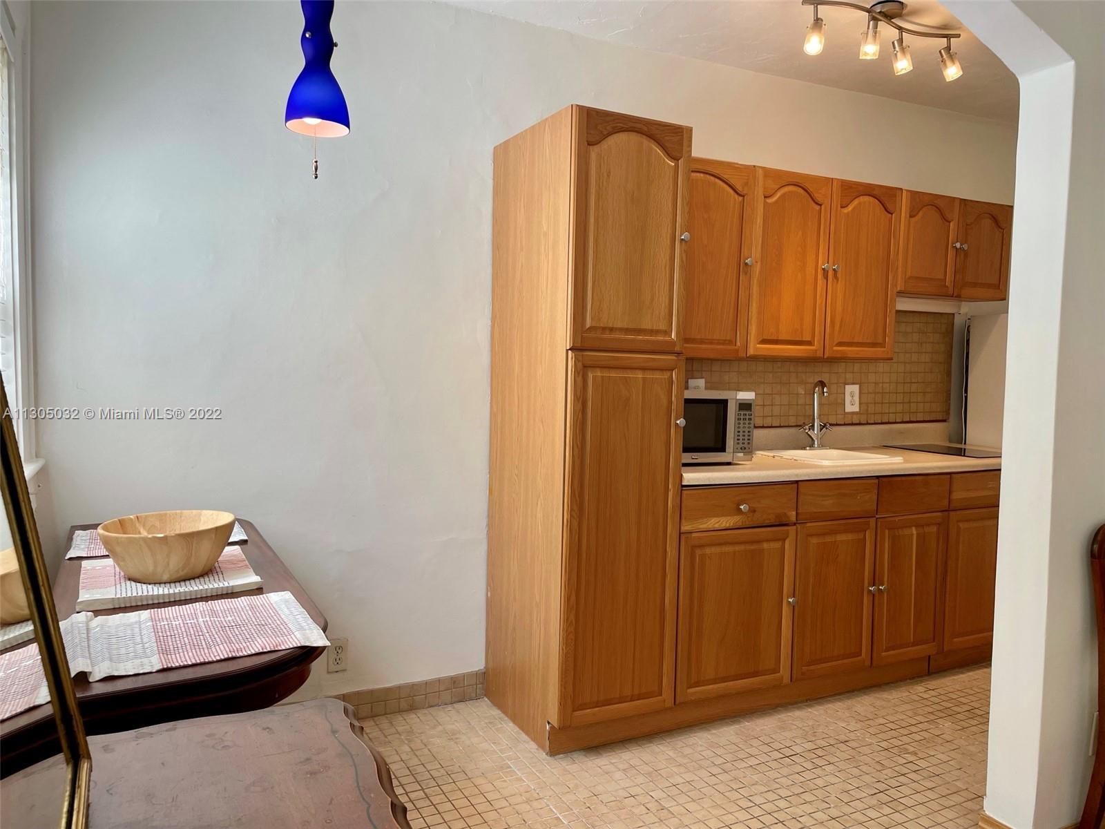 SEVILLA CONDO - Residential