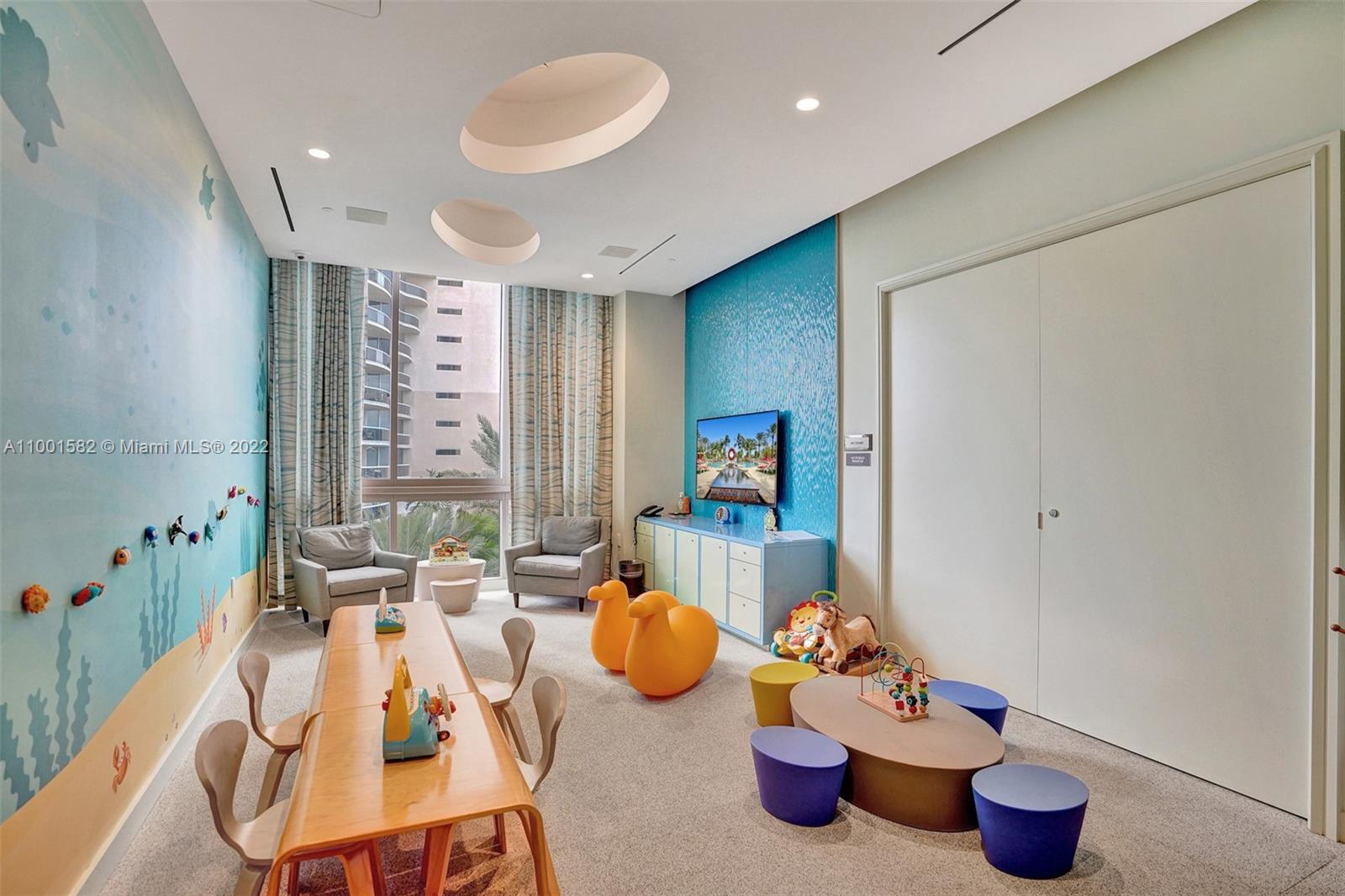 17749 COLLINS AVENUE COND - Residential
