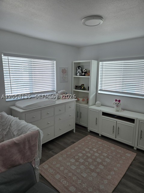 LAUREL HILLS - Residential