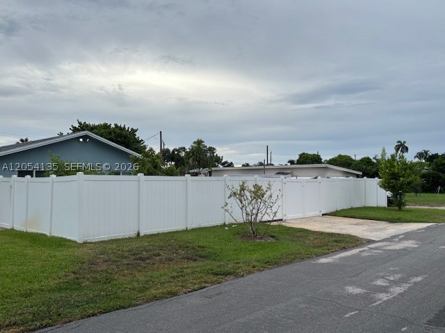 LAUREL HILLS - Residential