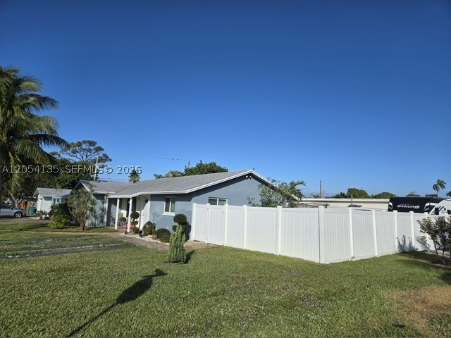 LAUREL HILLS - Residential