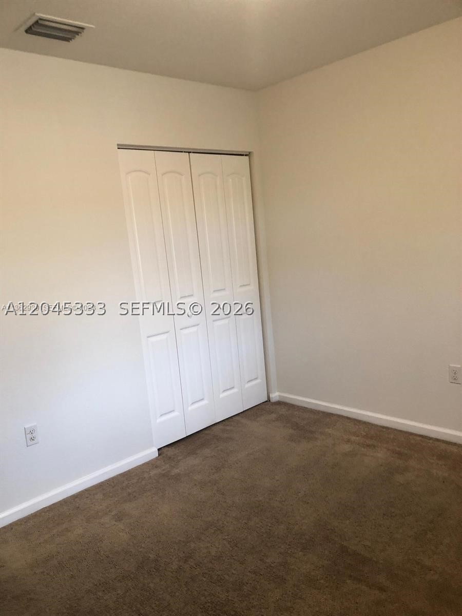 MANDARIN LAKES - Residential Lease