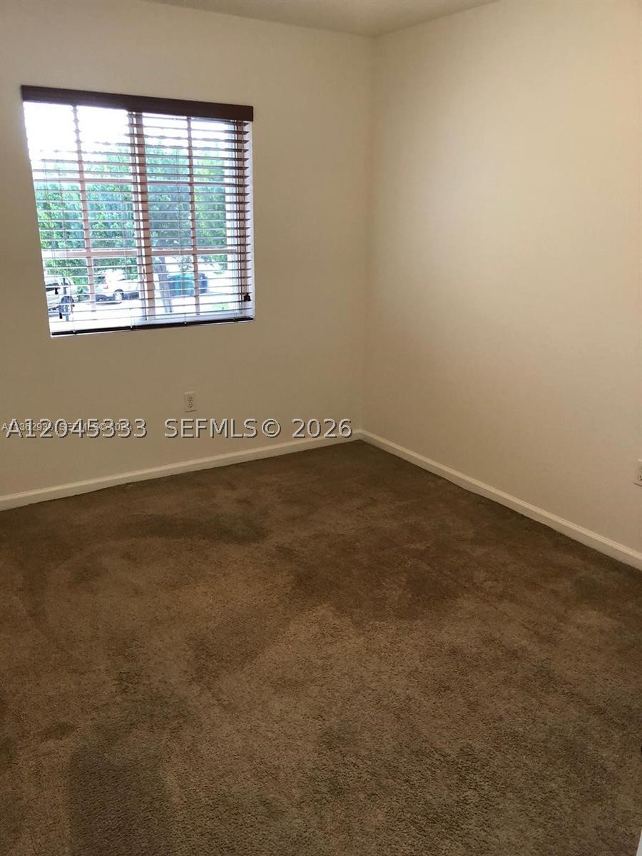 MANDARIN LAKES - Residential Lease