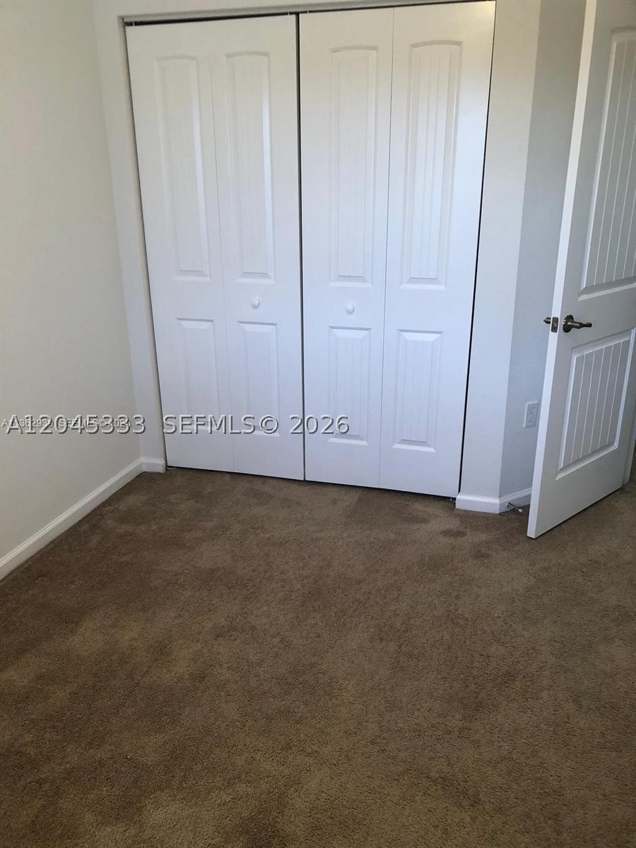 MANDARIN LAKES - Residential Lease