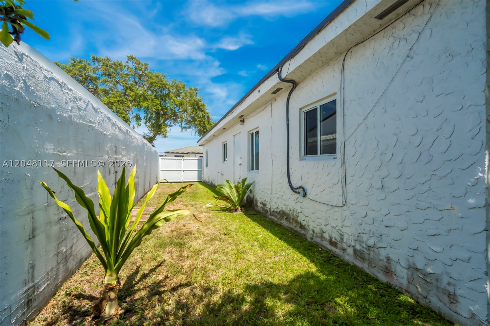 FLAGLER LAWN - Residential
