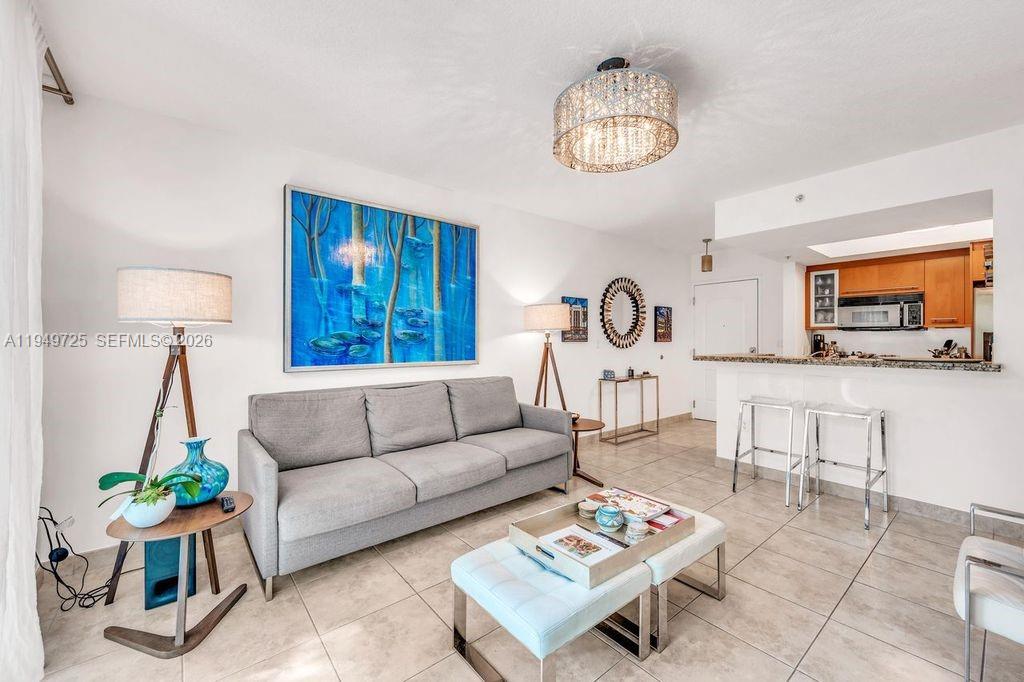 THE COSMOPOLITAN RESIDENC - Residential