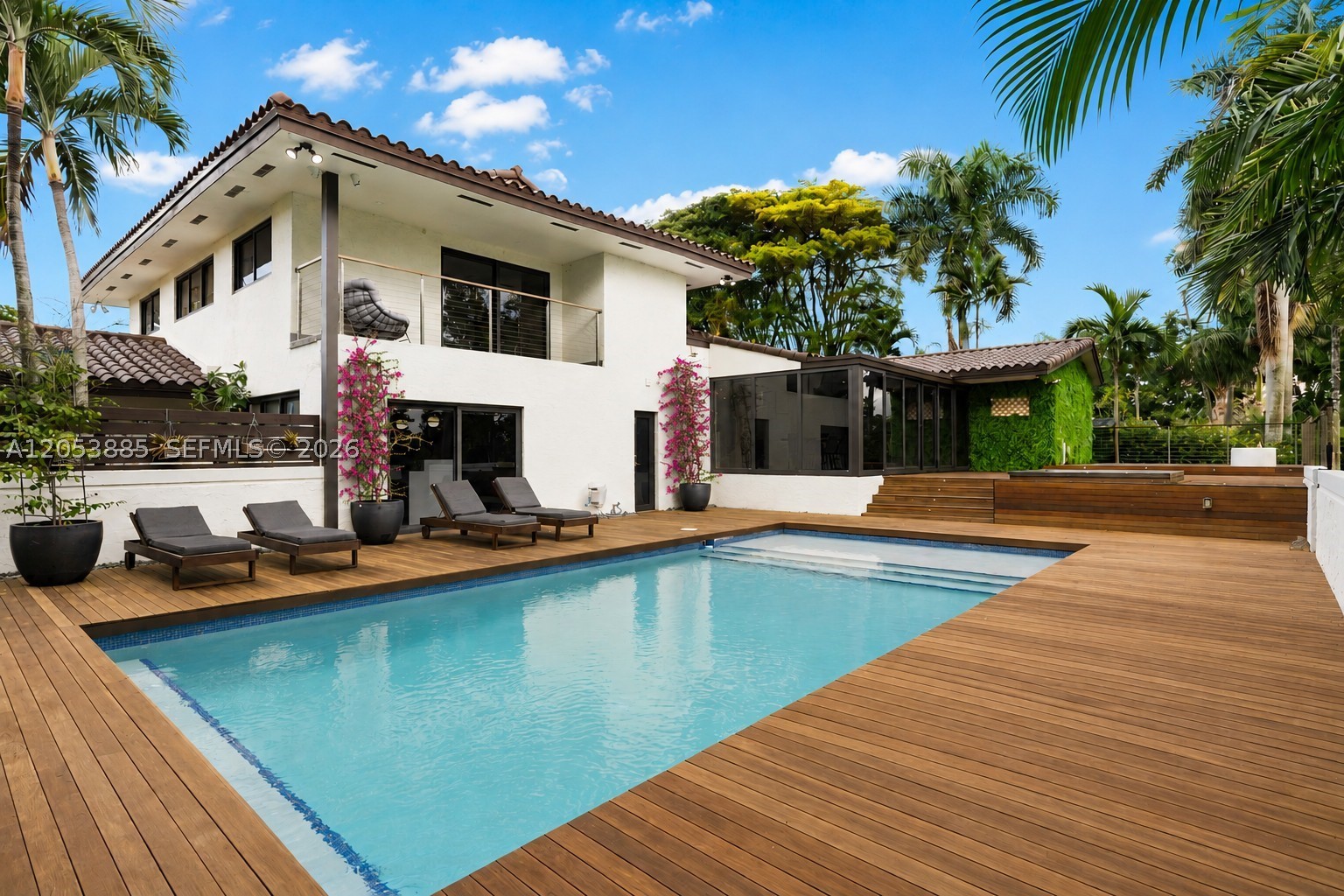 COUNTRY CLUB OF MIAMI EST - Residential