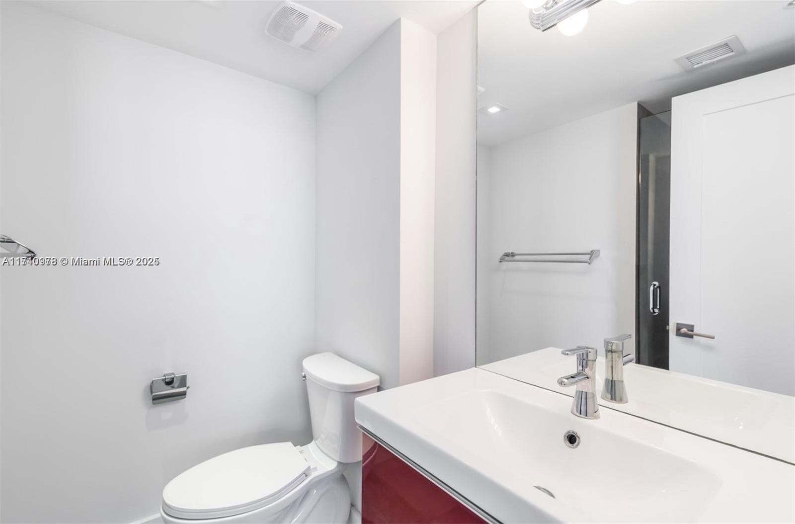 CLEARVIEW TOWERS CONDO - Residential Lease