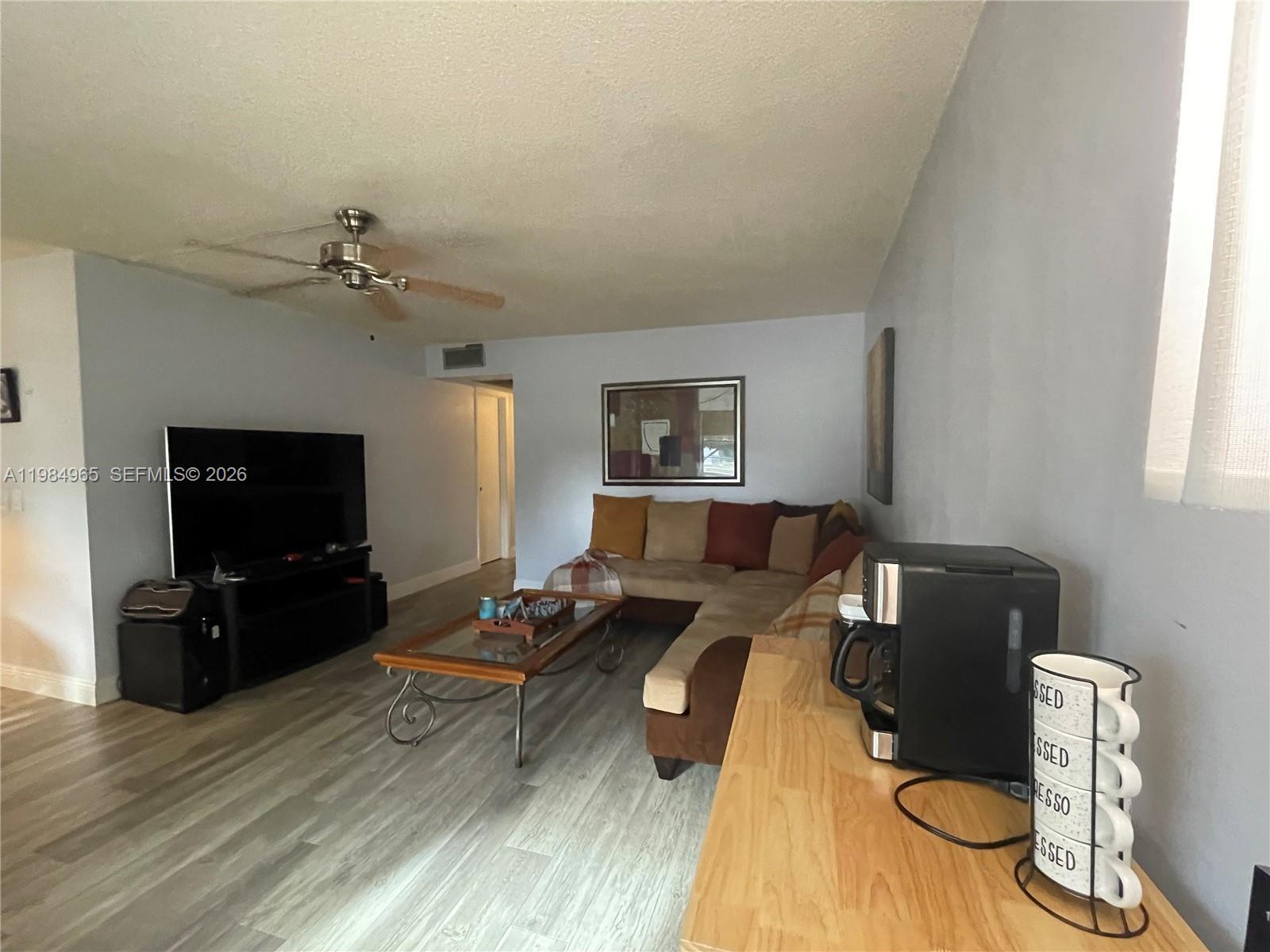 MARKHAM M CONDO - Residential