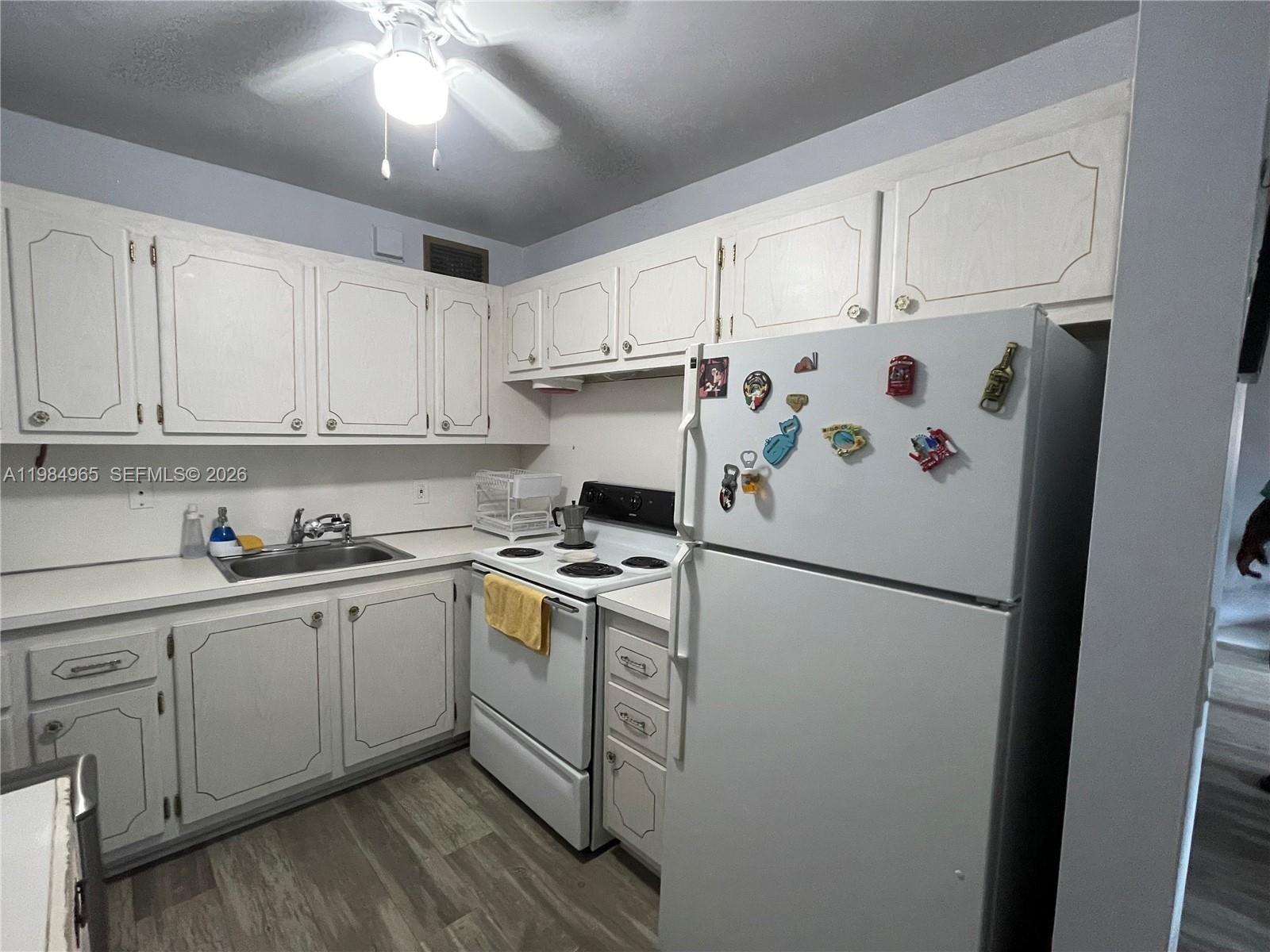 MARKHAM M CONDO - Residential