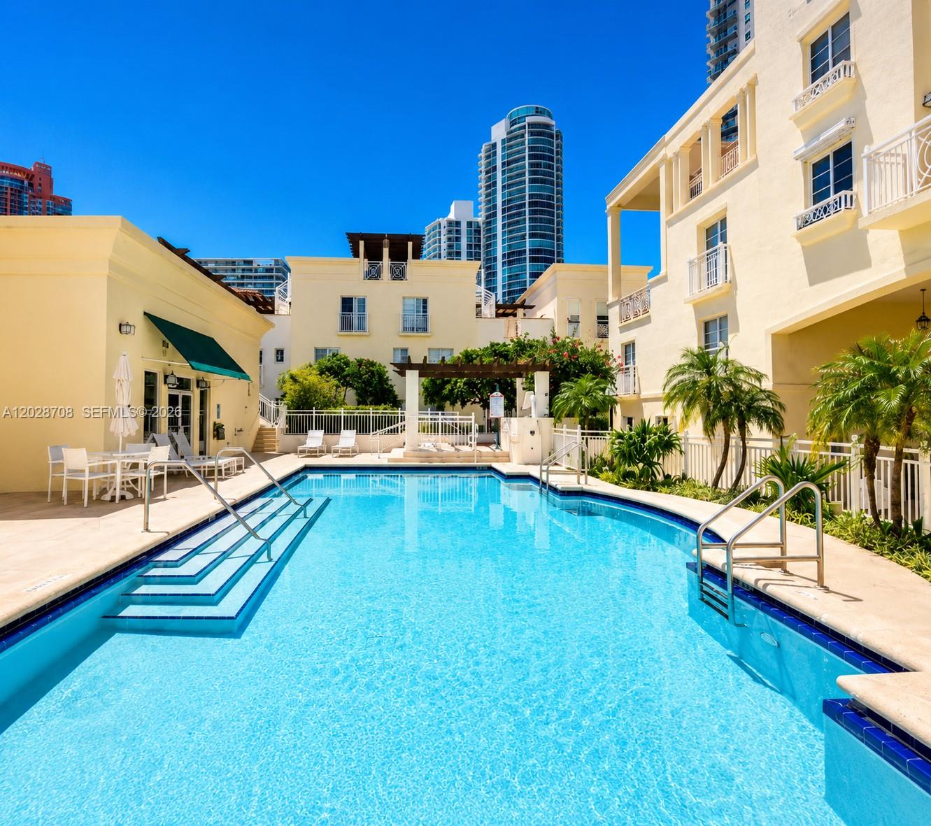 THE COURTS AT SOUTH BEACH - Residential