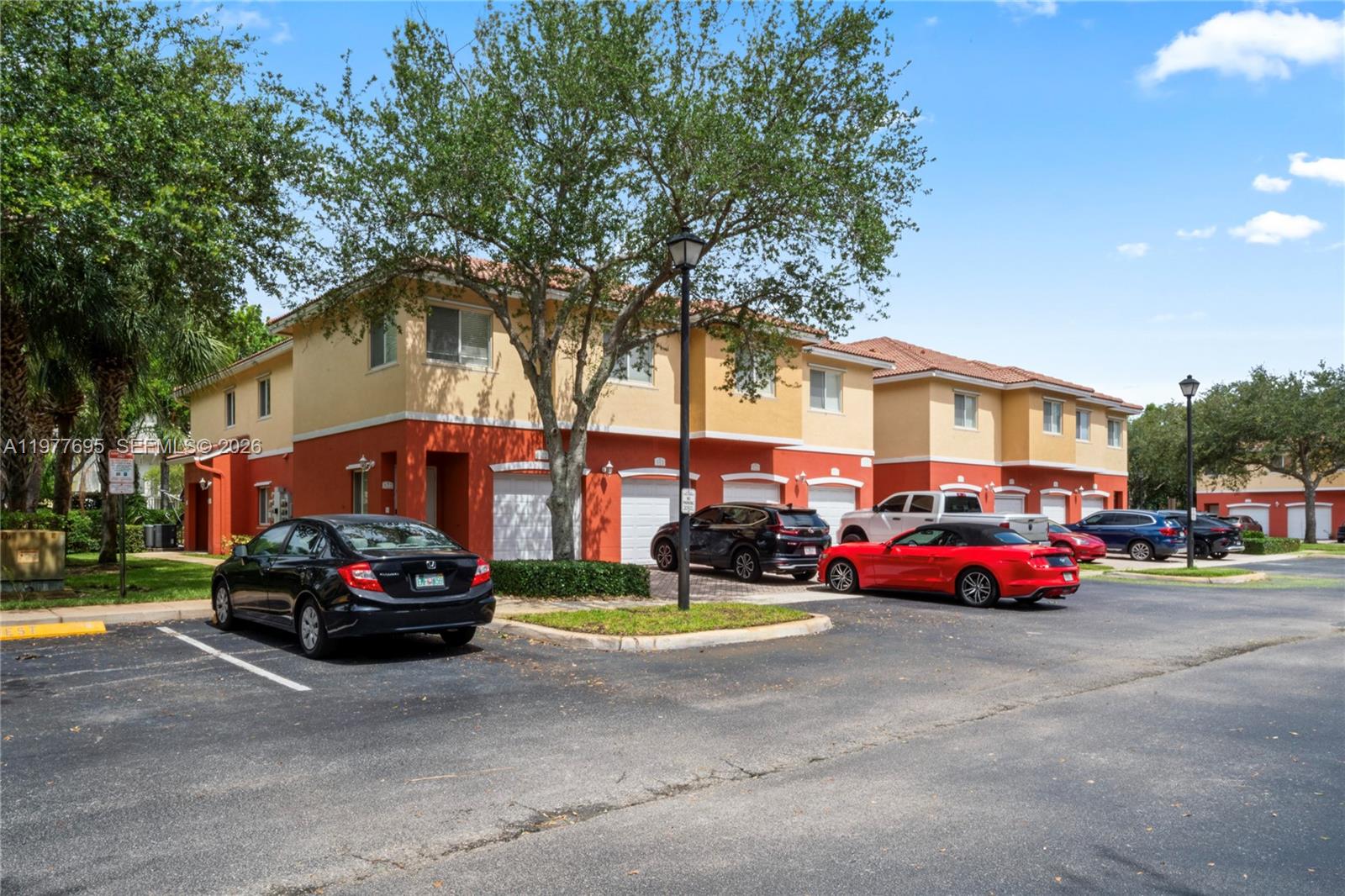 VILLAS OF PALOMINO CONDO - Residential
