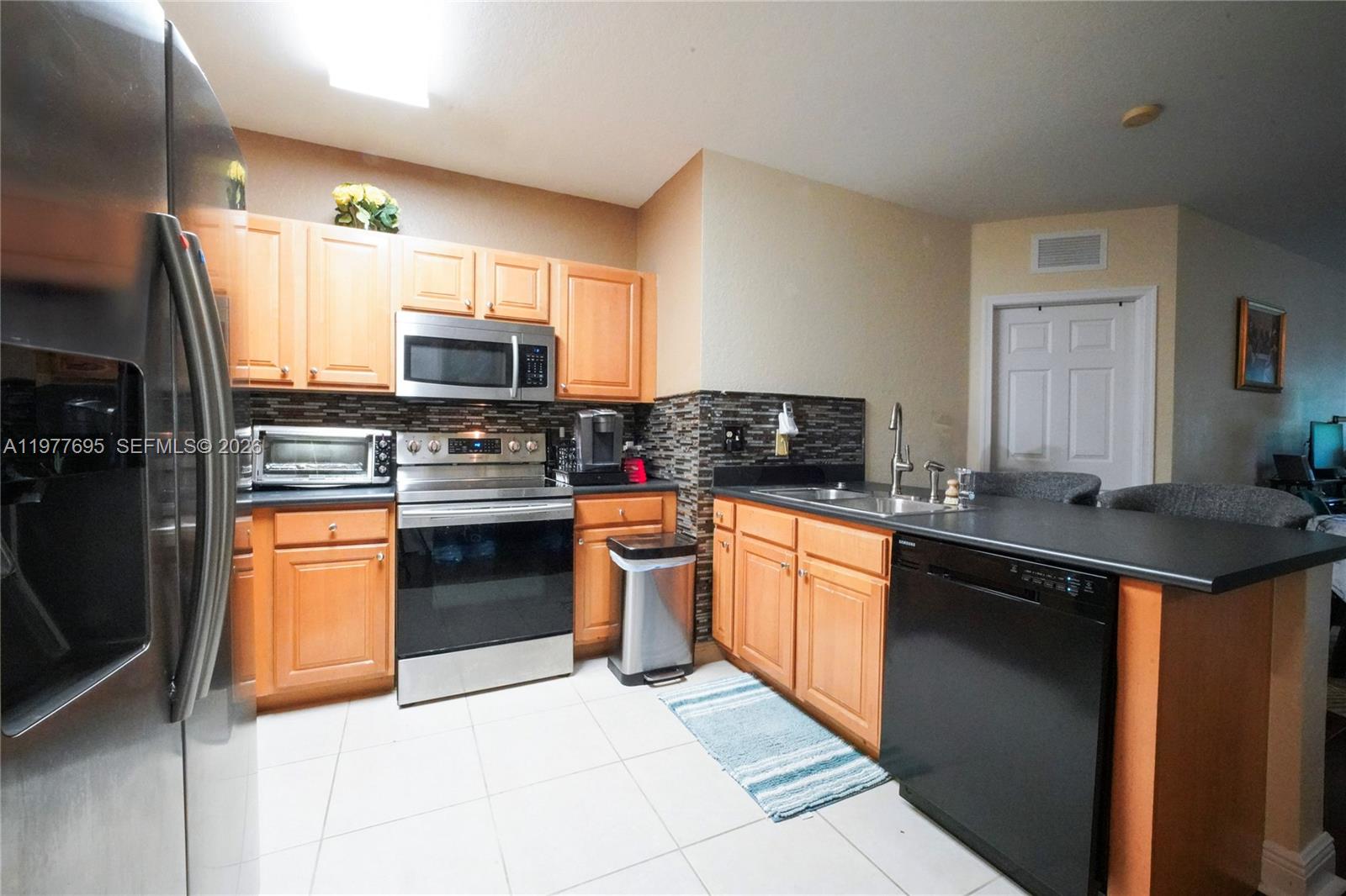 VILLAS OF PALOMINO CONDO - Residential