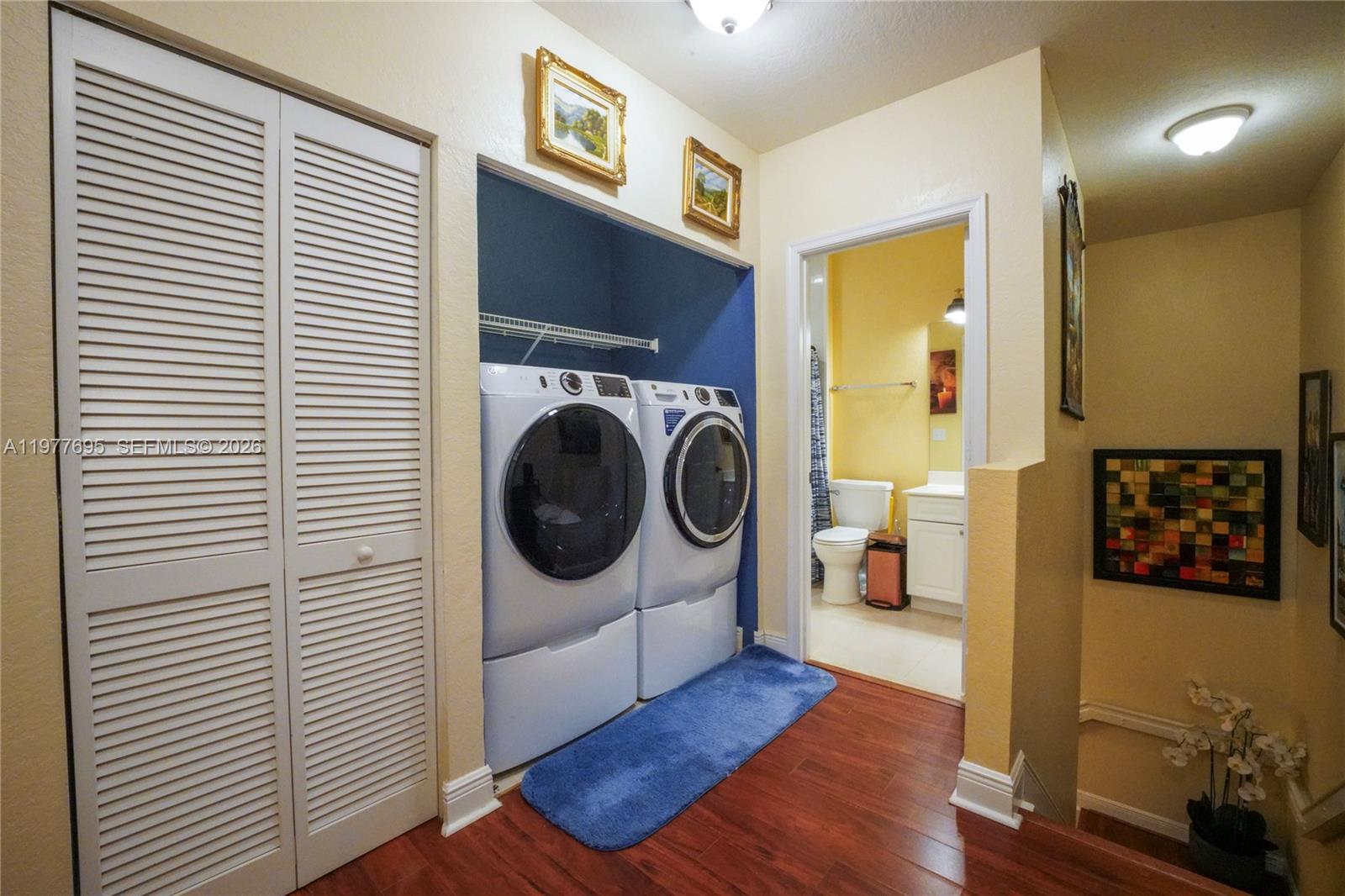 VILLAS OF PALOMINO CONDO - Residential