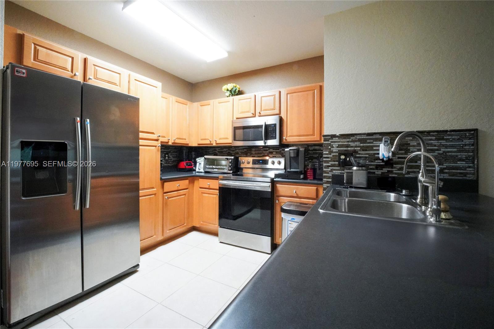 VILLAS OF PALOMINO CONDO - Residential