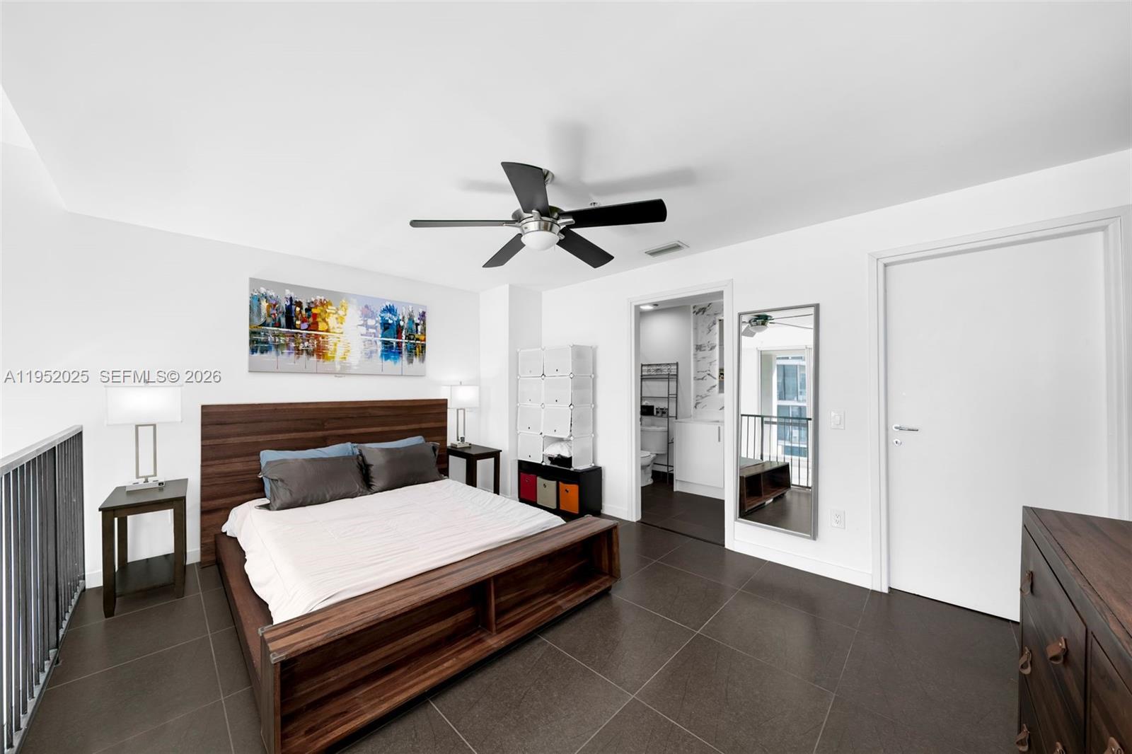 MET 1 CONDO - Residential