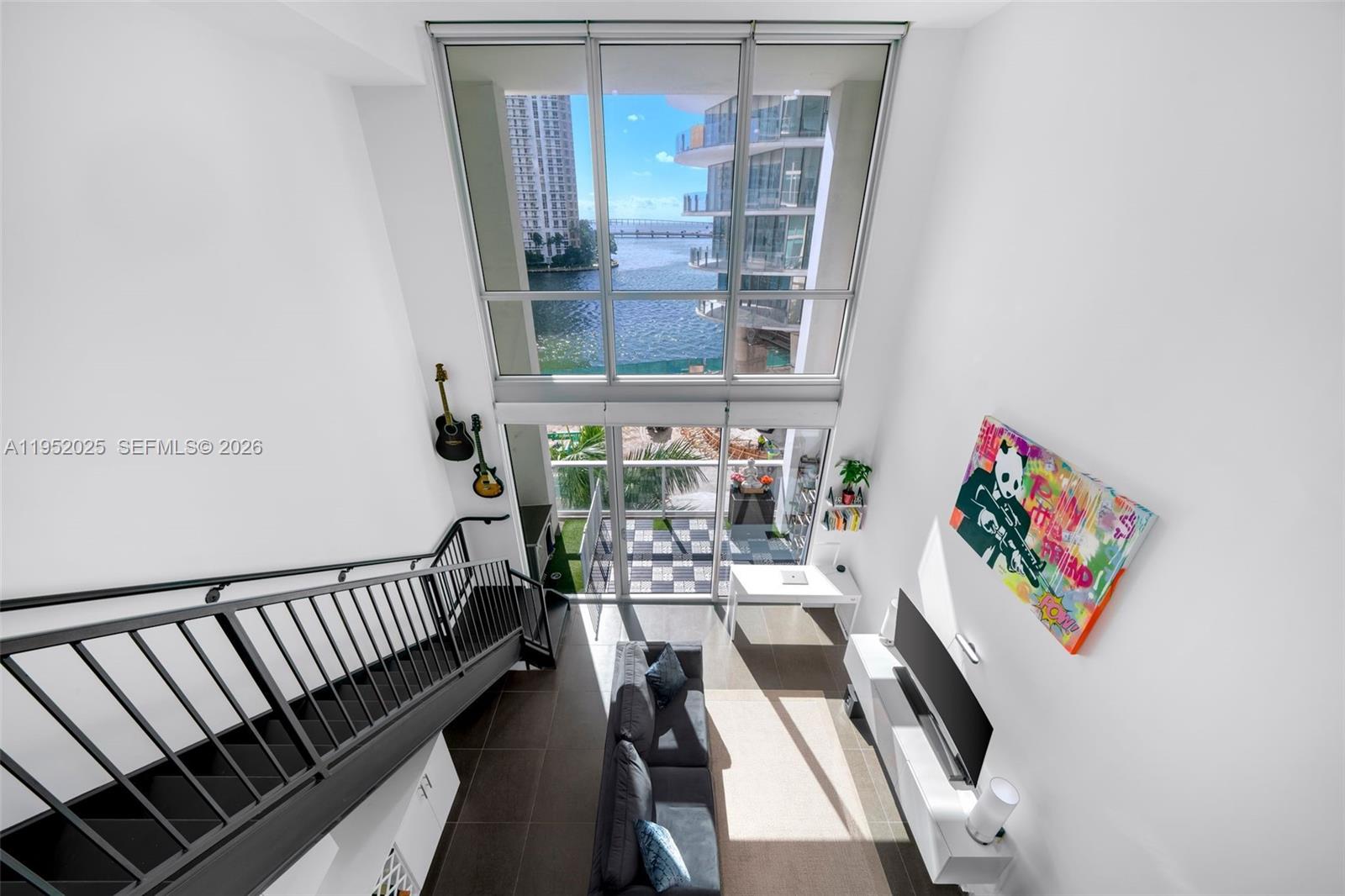 MET 1 CONDO - Residential