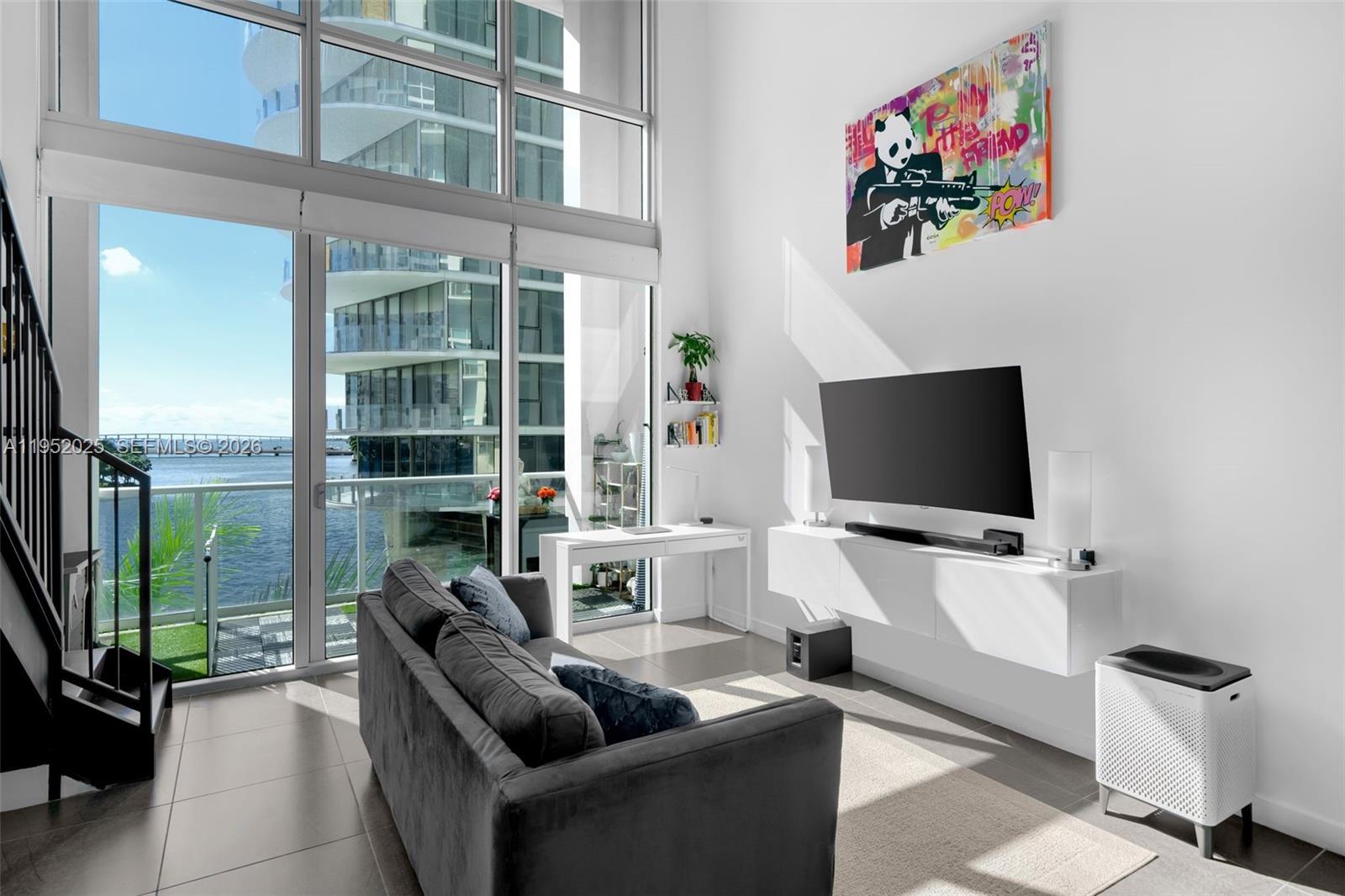 MET 1 CONDO - Residential