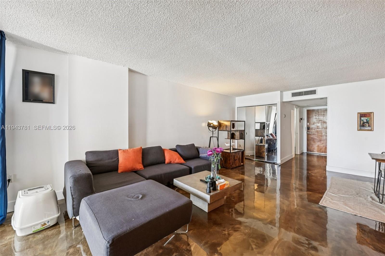 OCEAN PARK CONDO - Residential