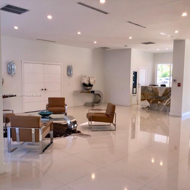 OCEAN PARK CONDO - Residential