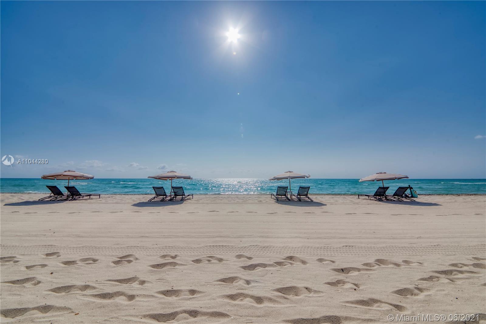 TURNBERRY OCEAN CLUB - Residential