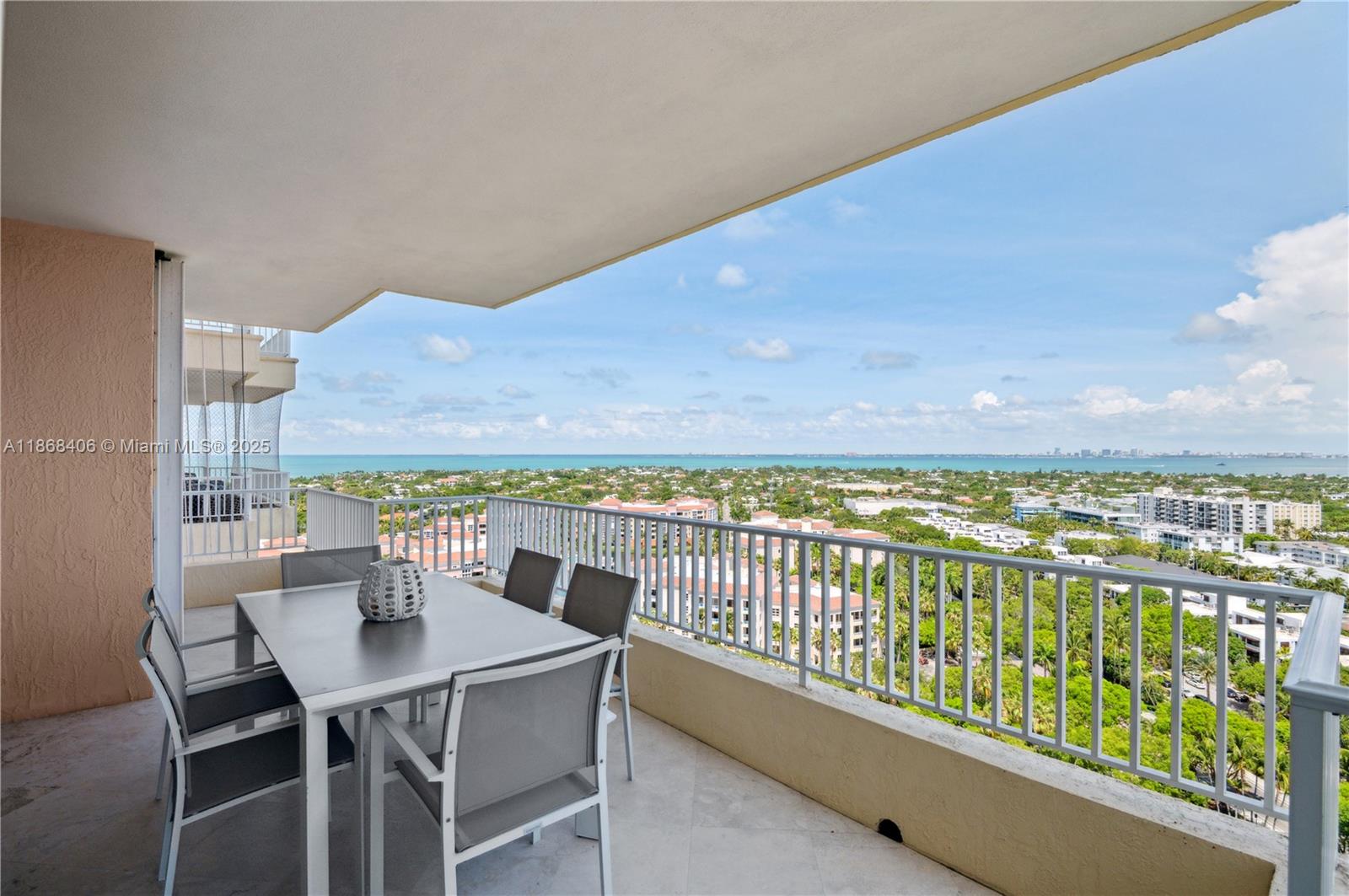 CLUB TOWER THREE CONDO - Residential Lease