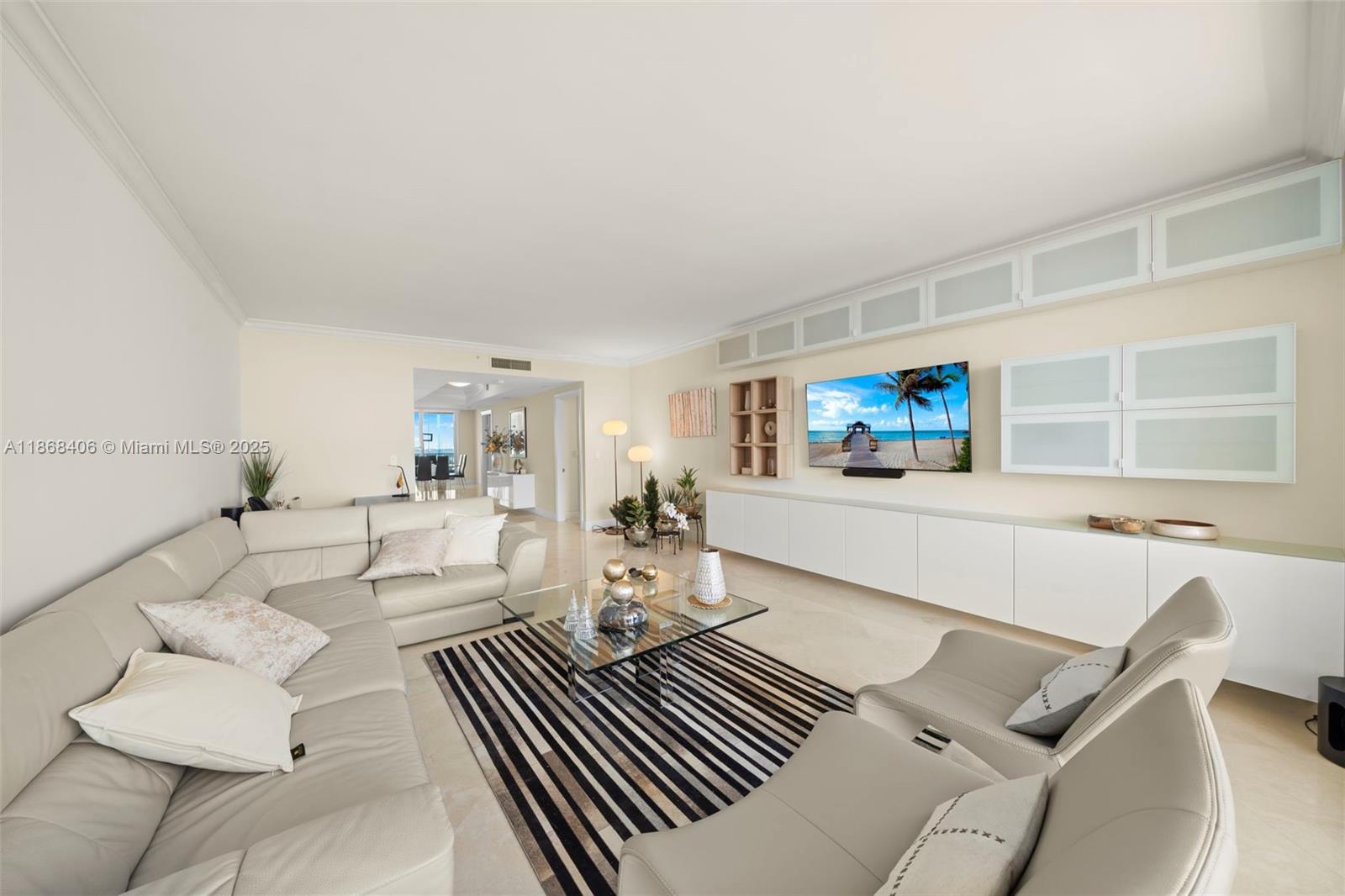 CLUB TOWER THREE CONDO - Residential Lease