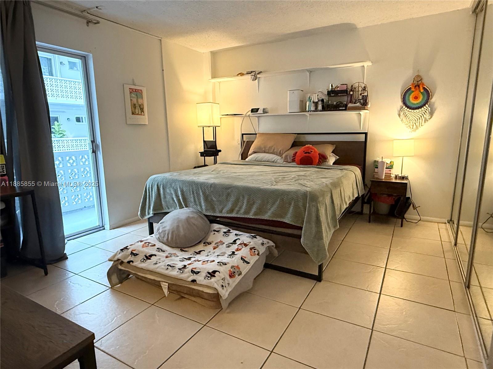 TWIN TOWERS CONDO - Residential Lease