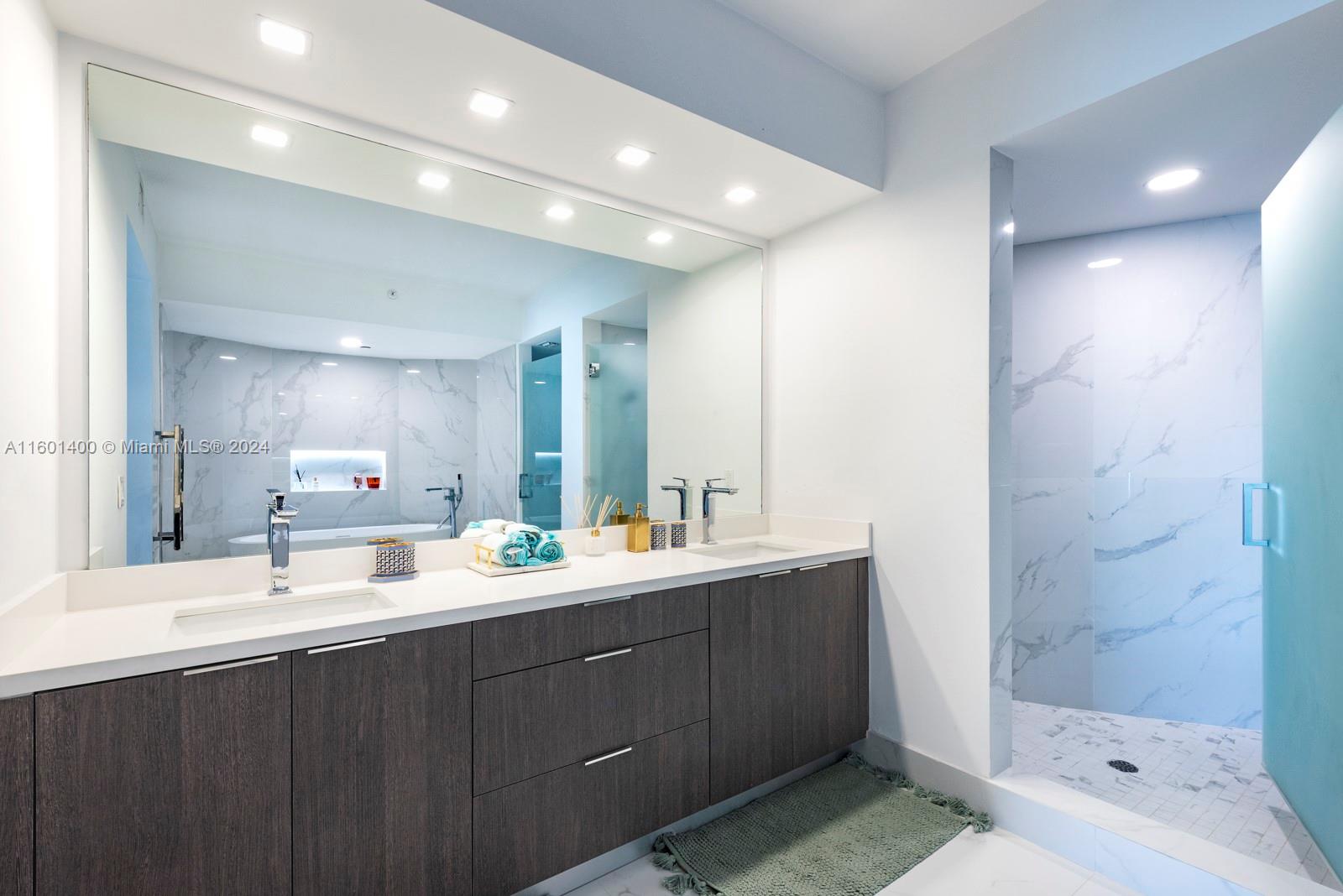 PORTOFINO TOWER CONDO - Residential Lease