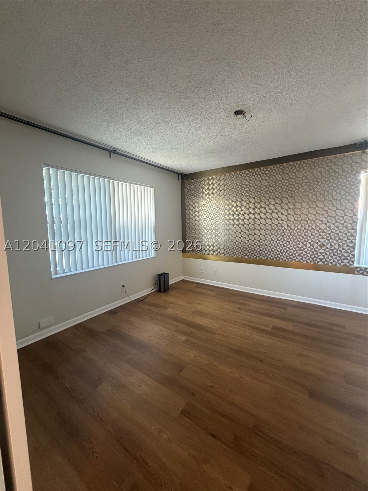 GOLFSIDE II CONDO - Residential