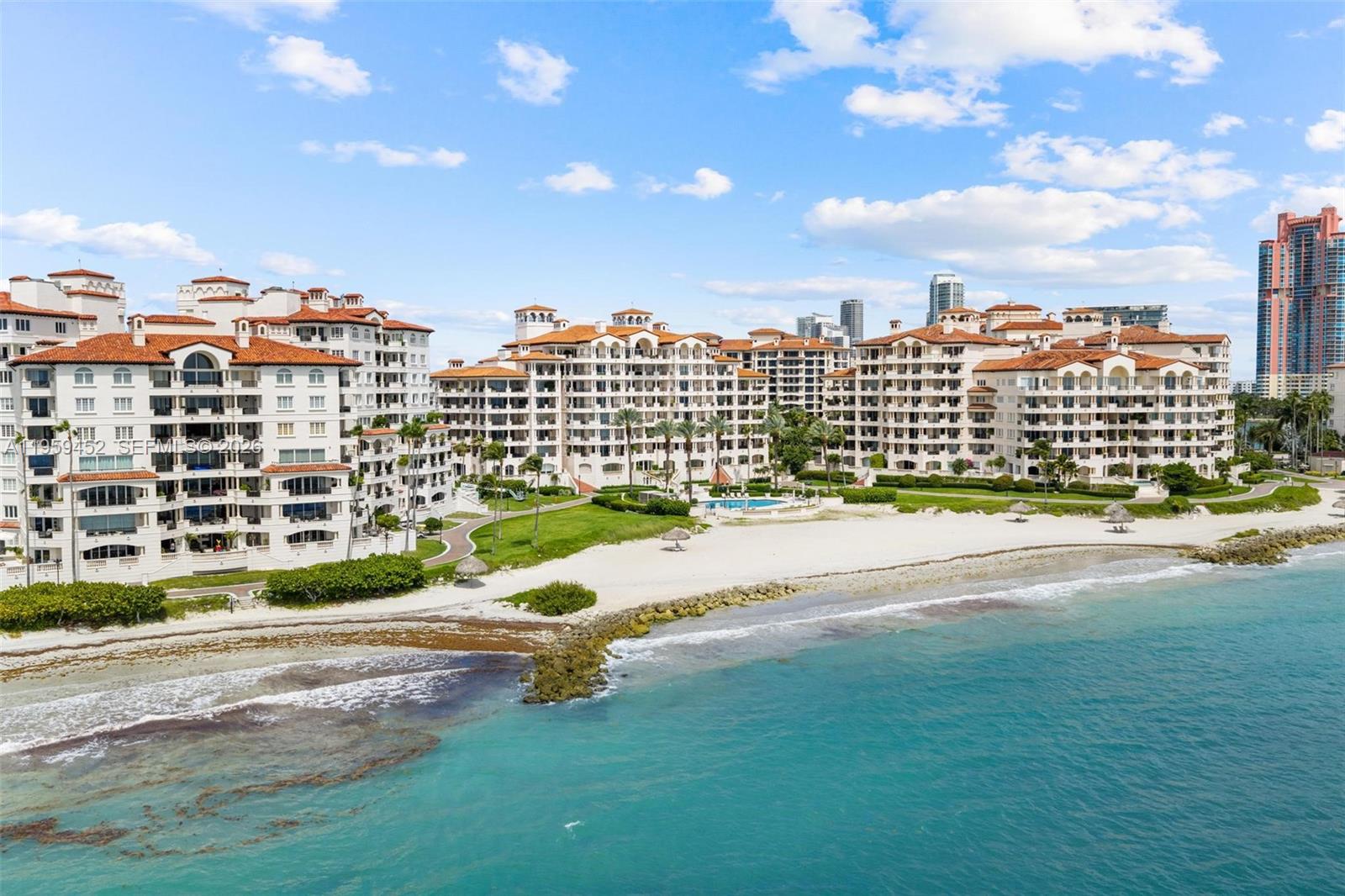 7600 OCEANSIDE AT FISHER - Residential