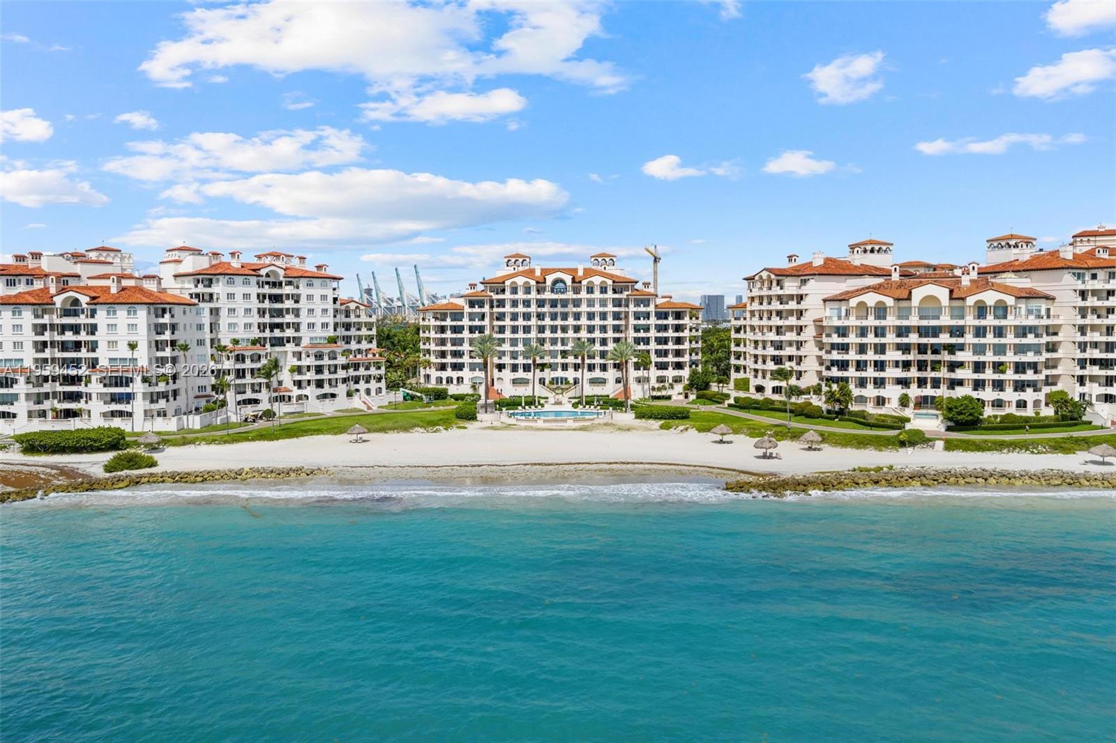 7600 OCEANSIDE AT FISHER - Residential