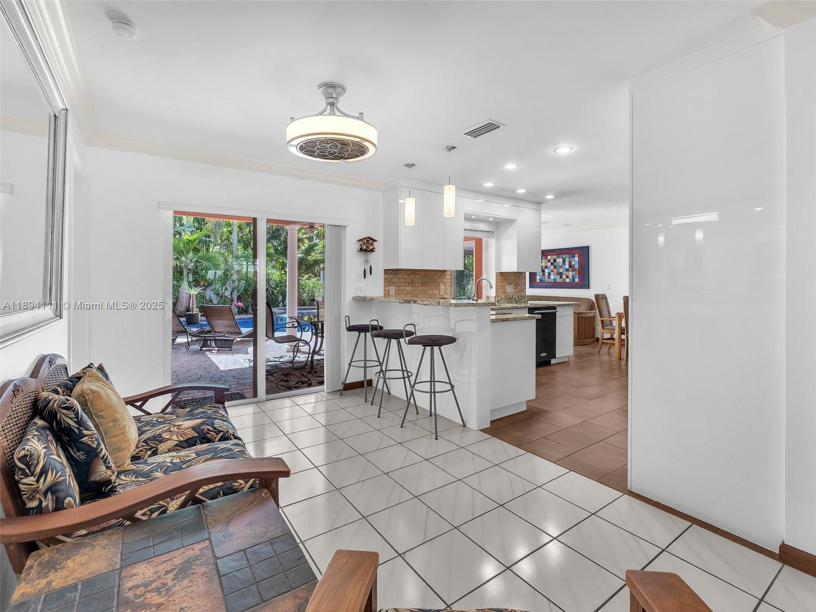 HOLLYWOOD LAKES SECTION - Residential