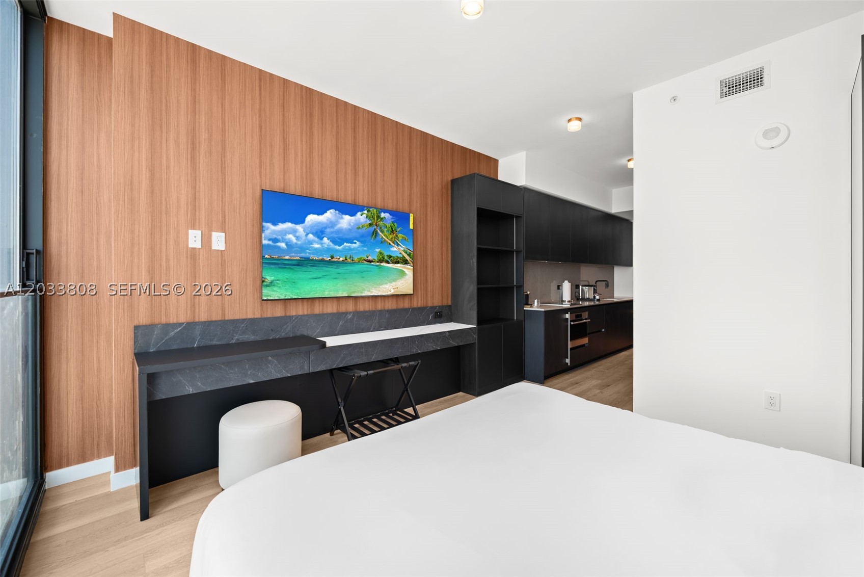 E11EVEN RESIDENCES CONDO - Residential Lease