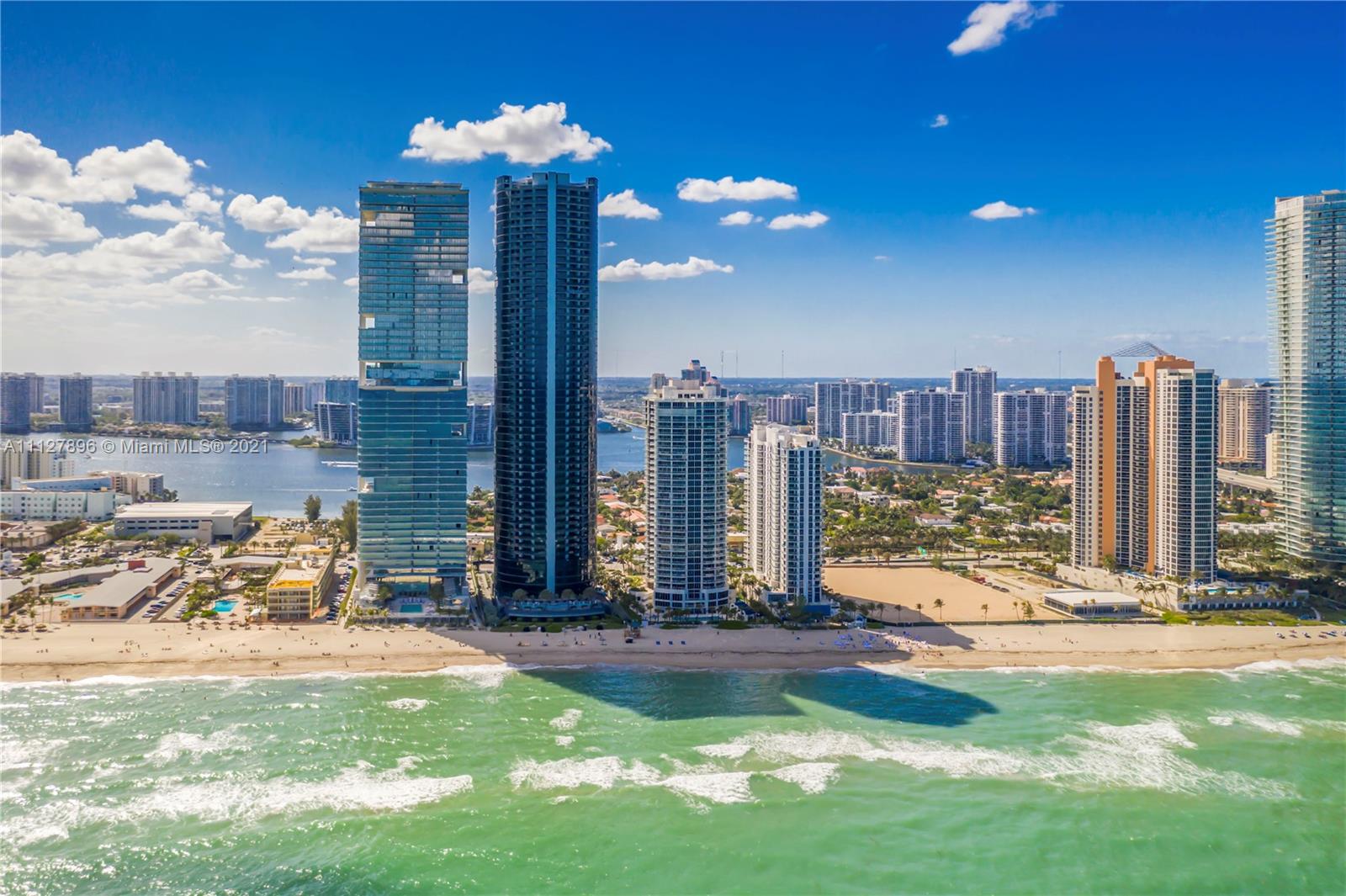 18555 COLLINS AVENUE COND - Residential