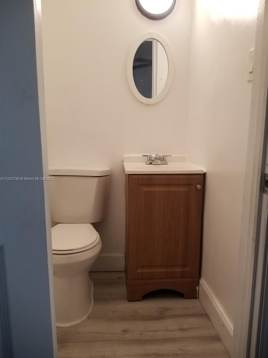 PASADENA PARK SUB - Residential Lease