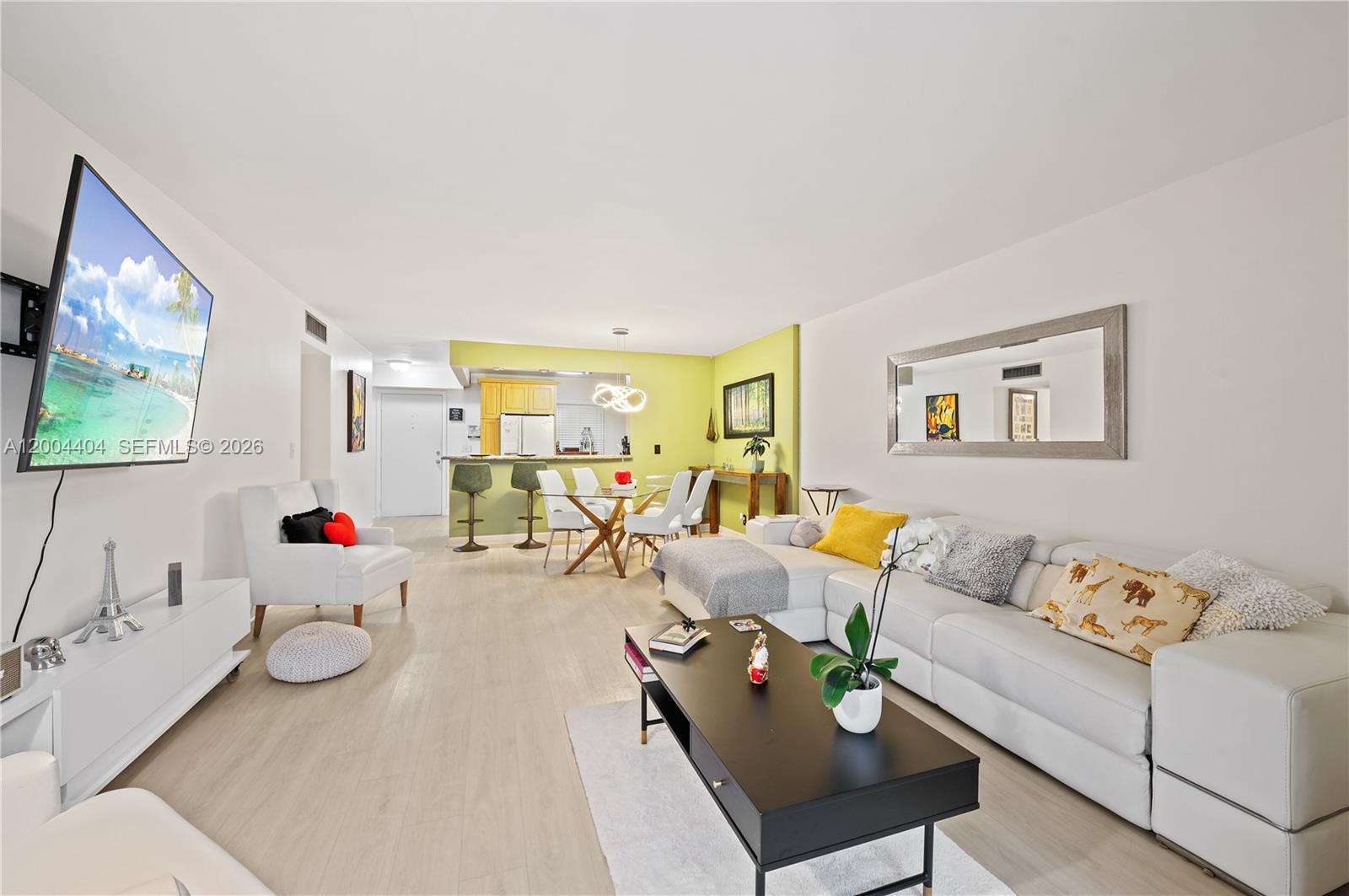 MEADOWBROOK LAKES CONDO - Residential