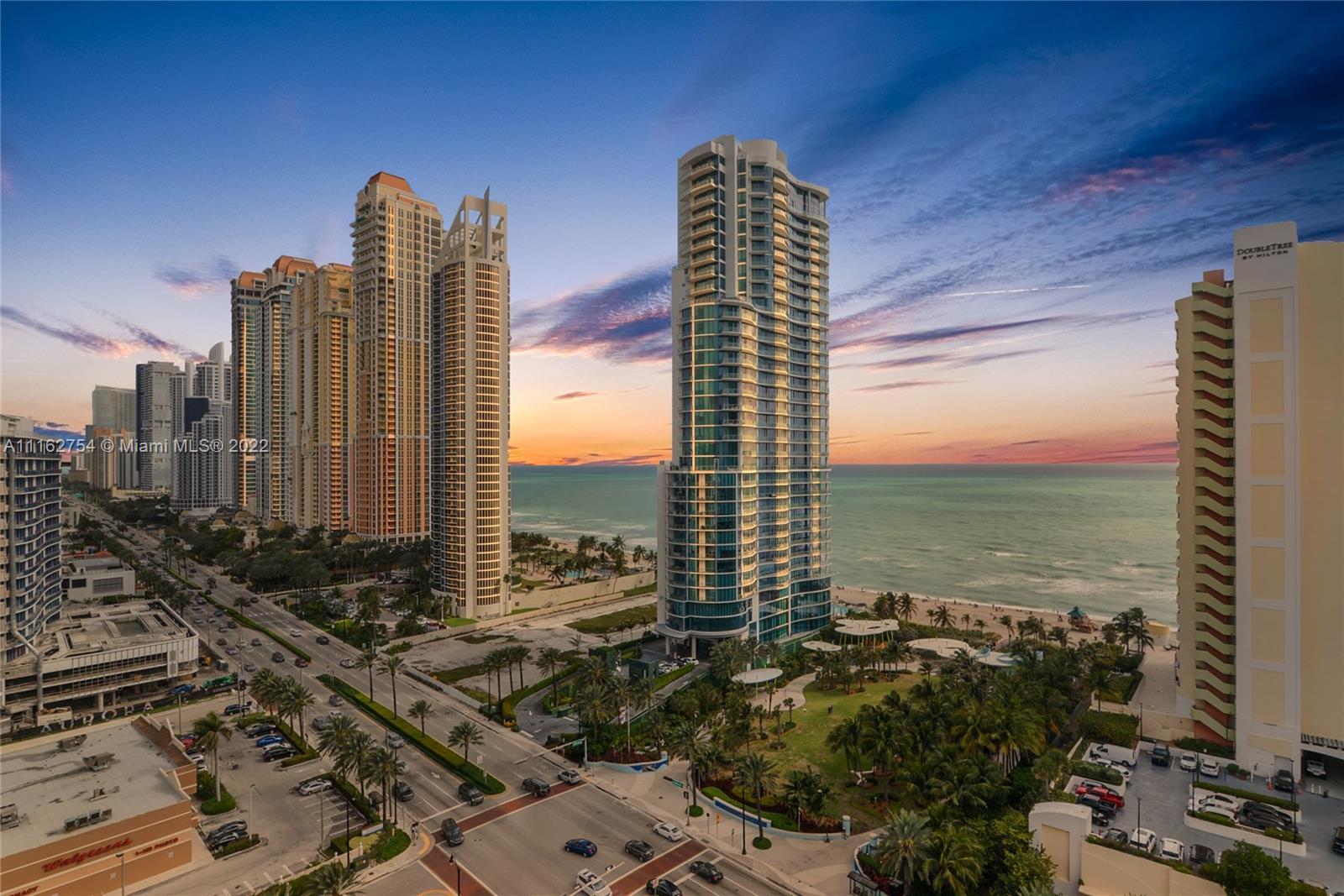 WINSTON TOWERS 600 CONDO - Residential