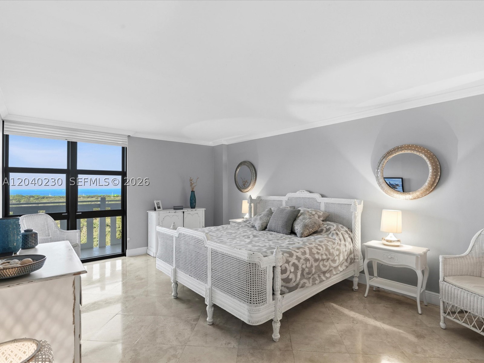 TOWERS OF KEY BISCAYNE CO - Residential
