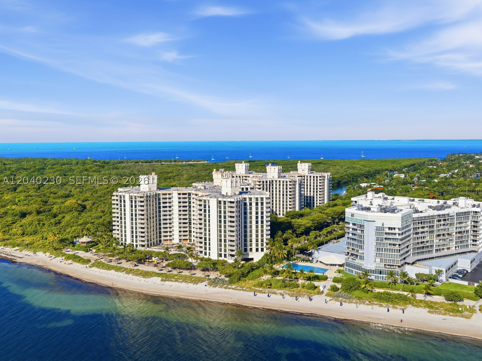 TOWERS OF KEY BISCAYNE CO - Residential