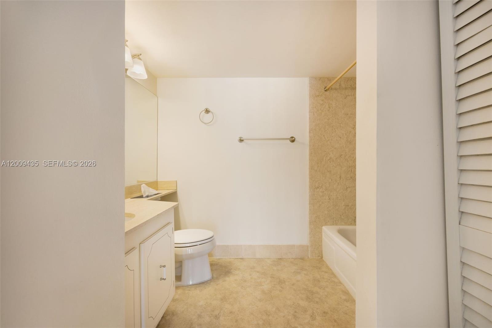 CHARTER CLUB CONDO - Residential