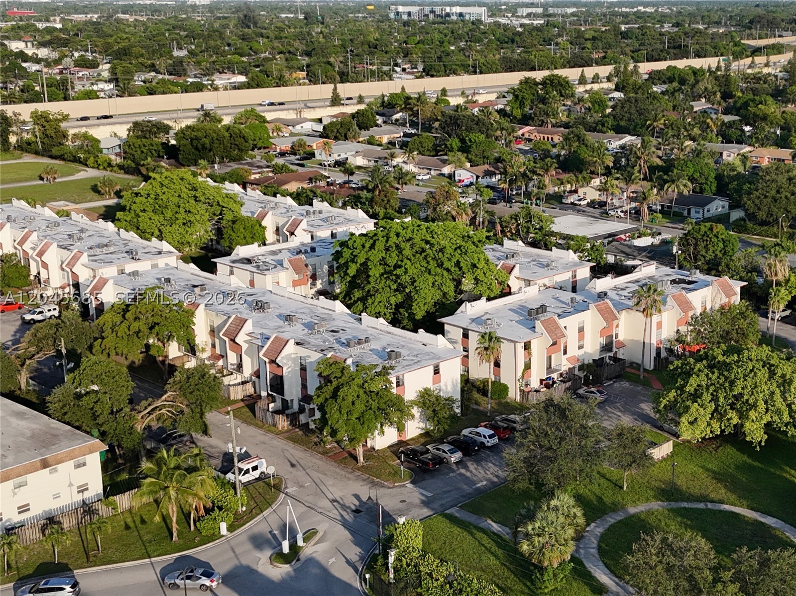 TREE GARDEN CONDO - Residential