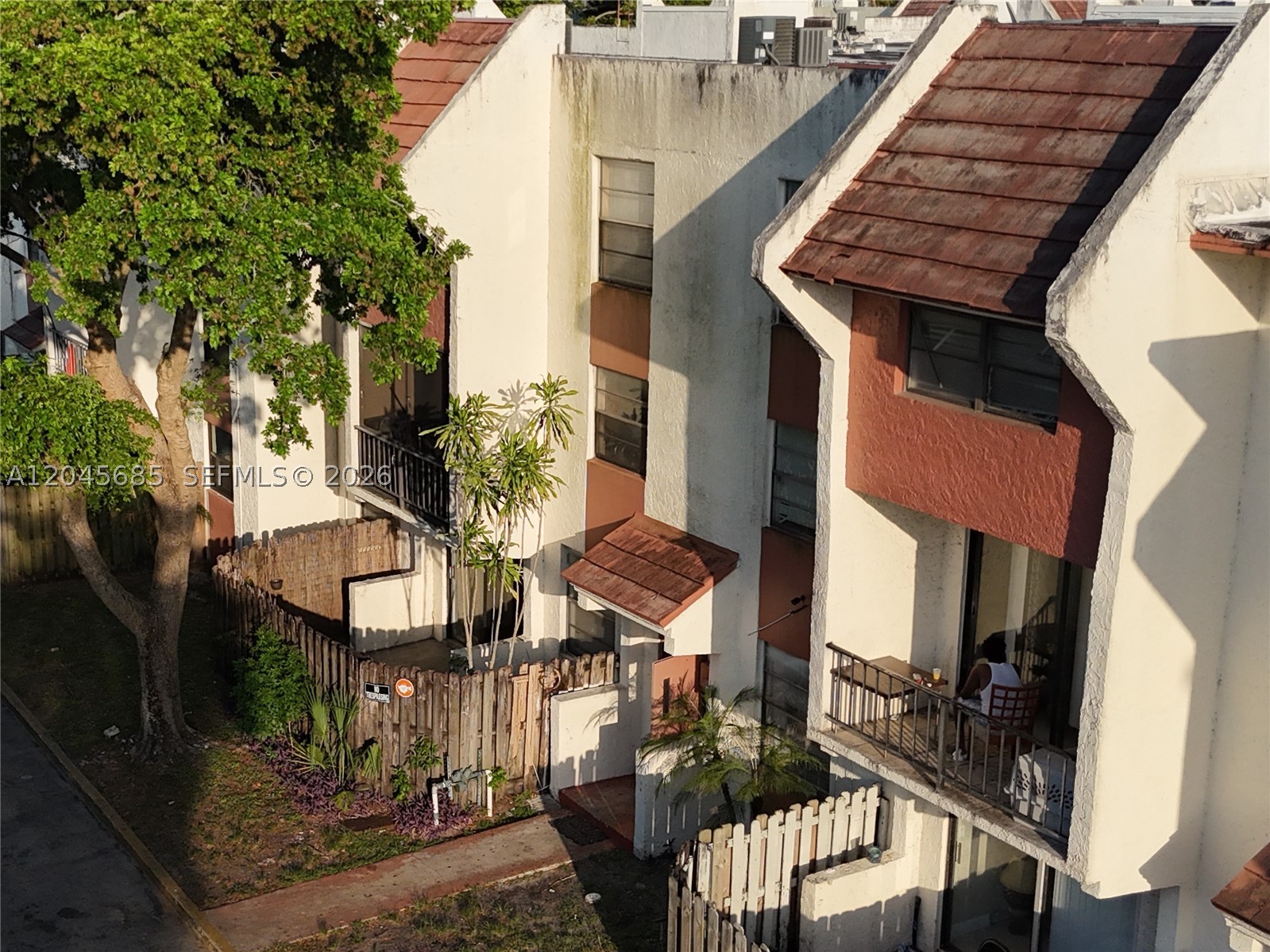 TREE GARDEN CONDO - Residential