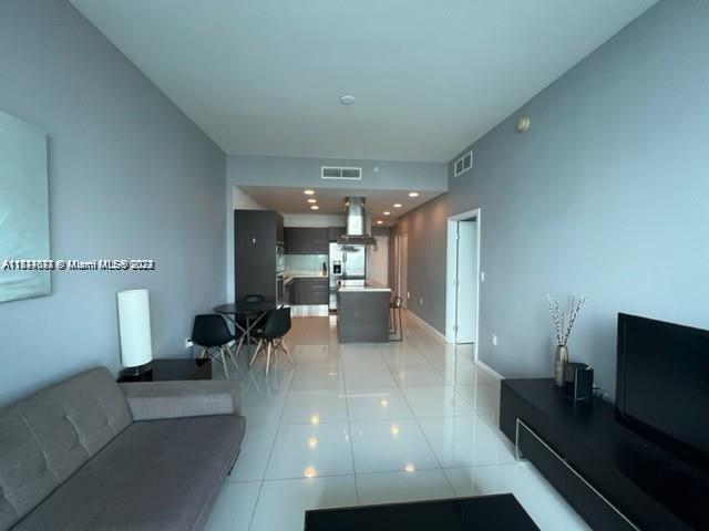 ELOQUENCE ON THE BAY COND - Residential