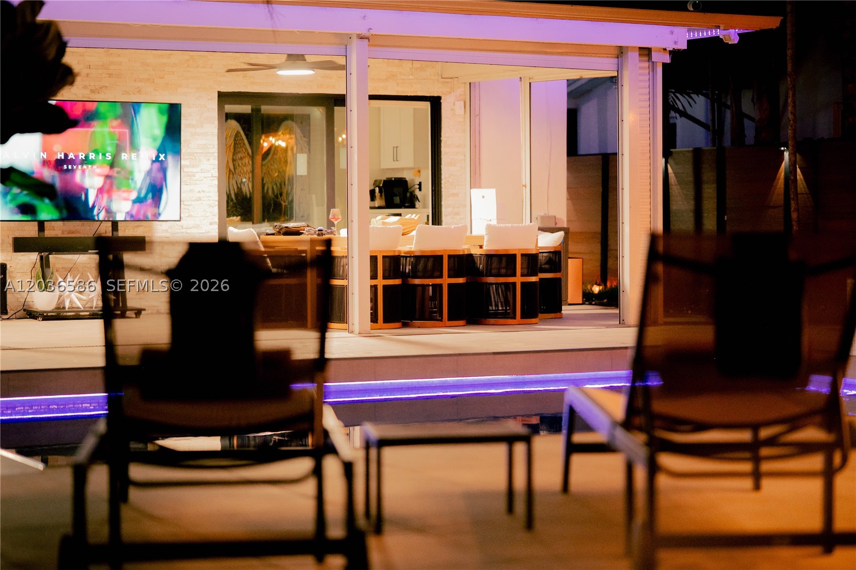 HOLLYWOOD HILLS - Residential Lease