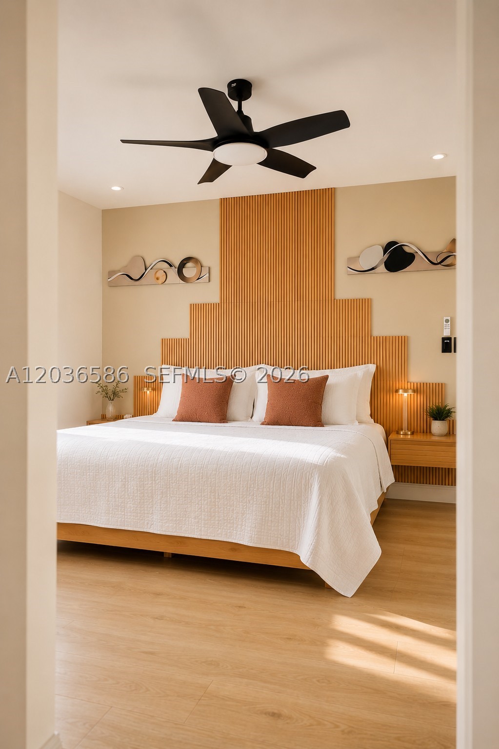 HOLLYWOOD HILLS - Residential Lease