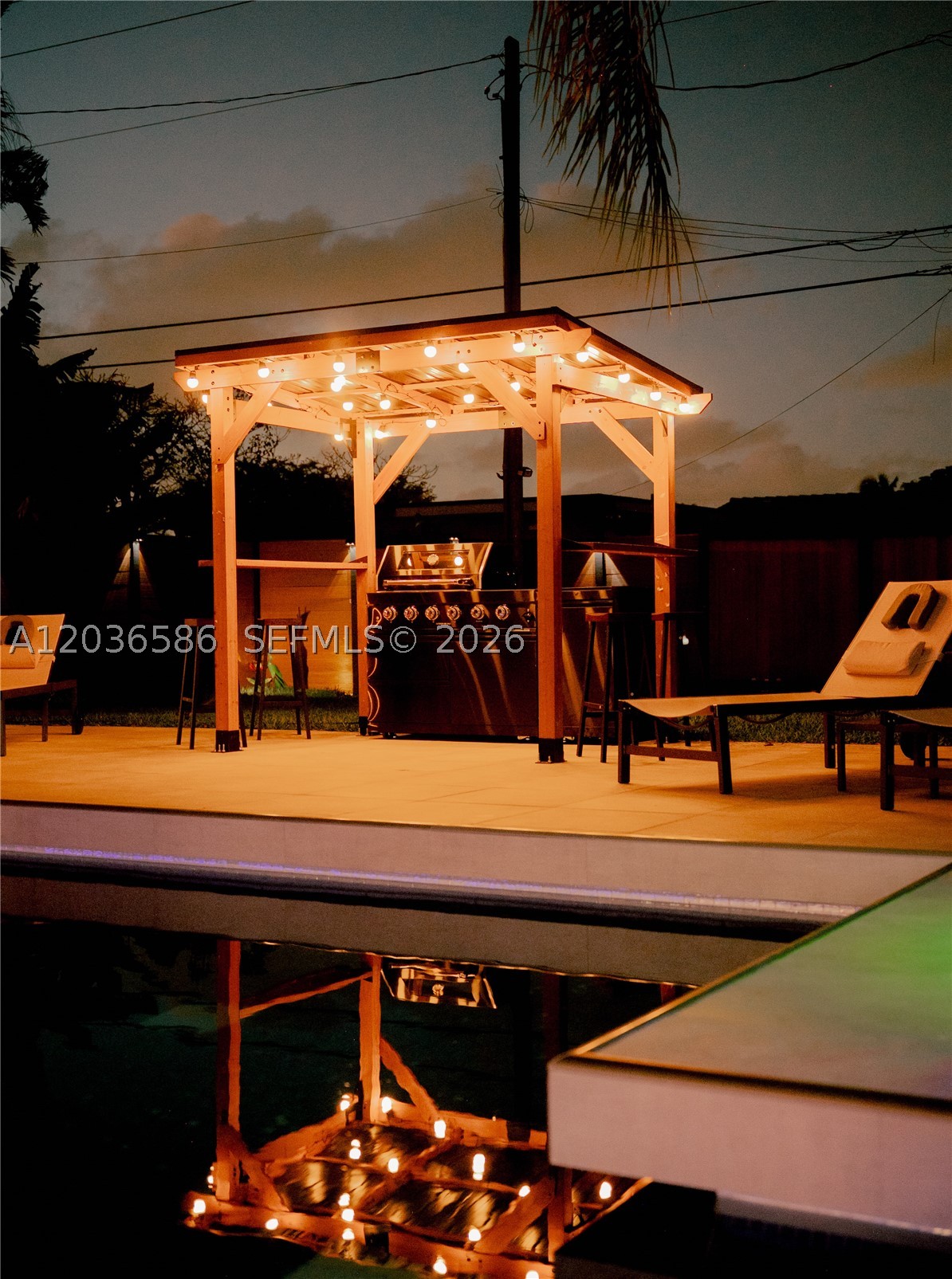 HOLLYWOOD HILLS - Residential Lease